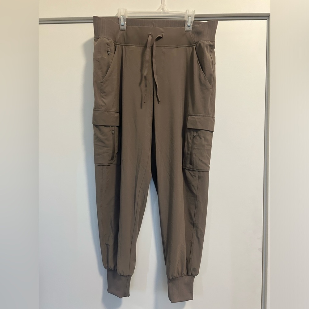 All in motion joggers size M